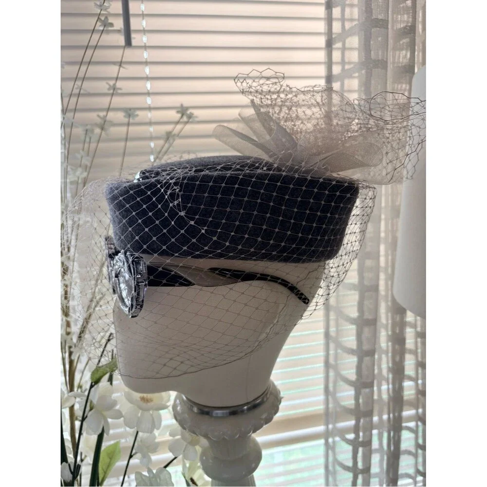 VTG Gray Wool Pillbox Mesh Veil Fascinator Hat